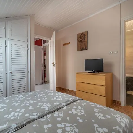 Home Service Apartman *