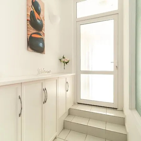 Home Service Apartman 아파트