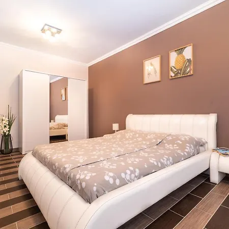 Home Service Apartman Hévíz
